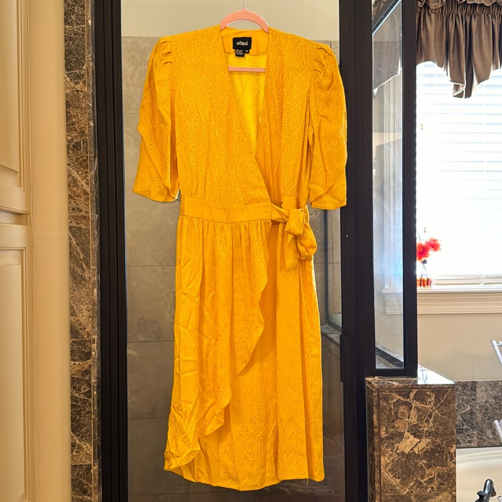 Vintage Nilani Gold 100% silk faux wrap dress